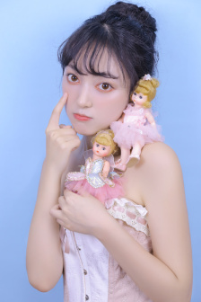 马嘉祺刘耀文顶弄宋亚轩里面